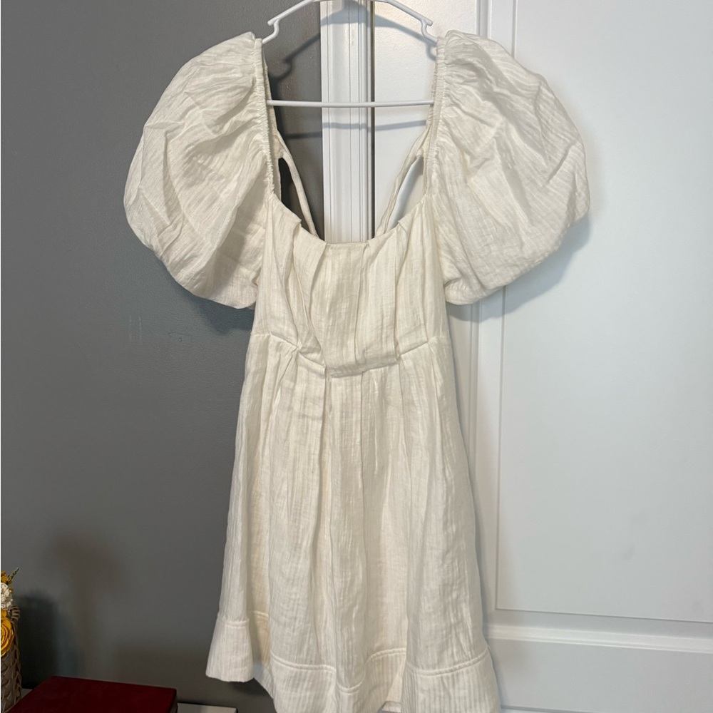 Forever 21 Cream Puff Sleeve Mini Dress